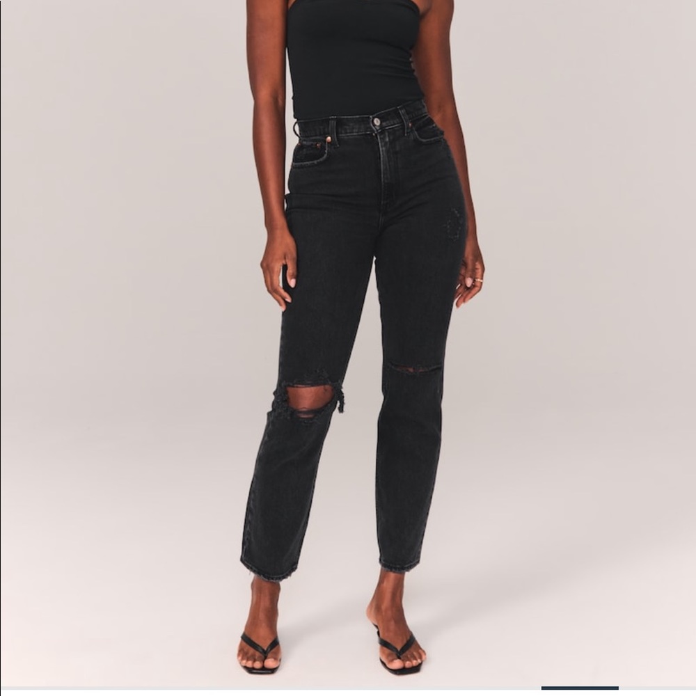 COPY - *NWT* A&F Curve Love Ultra HR 90's Straight Jeans - 27 / 4S